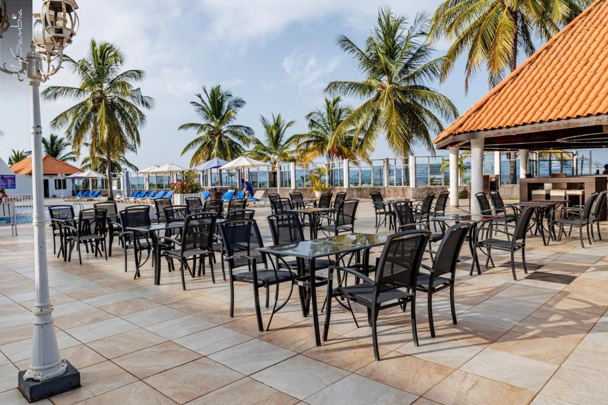 Assaraya Atlantic Hotel Banjul Exterior photo