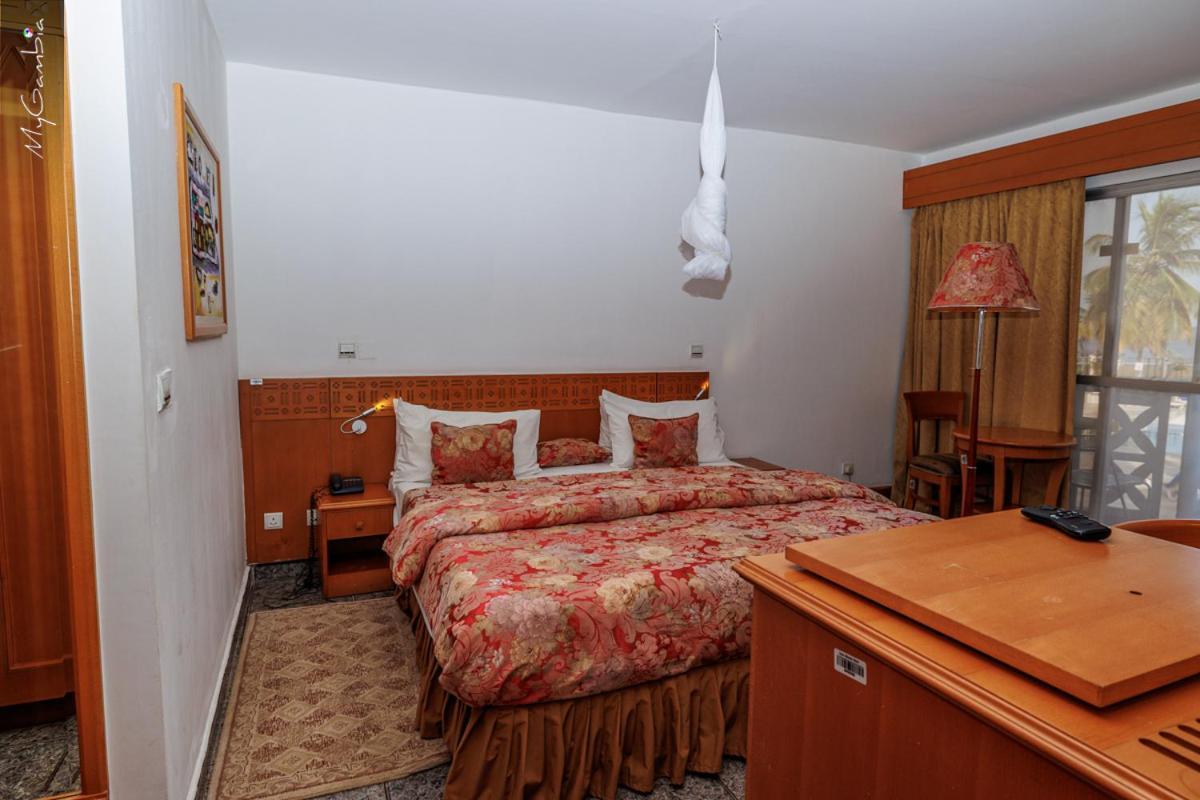 Assaraya Atlantic Hotel Banjul Exterior photo
