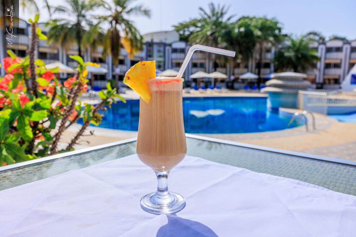 Assaraya Atlantic Hotel Banjul Exterior photo