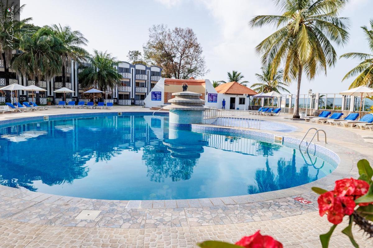Assaraya Atlantic Hotel Banjul Exterior photo